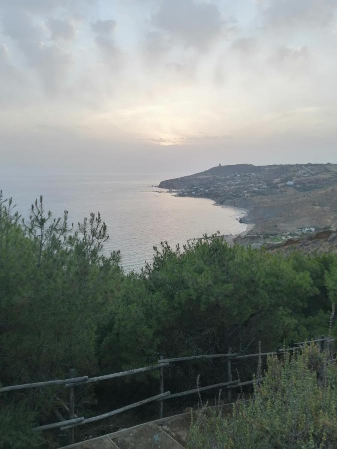 Al Faro Bed and Breakfast Realmonte Exteriör bild