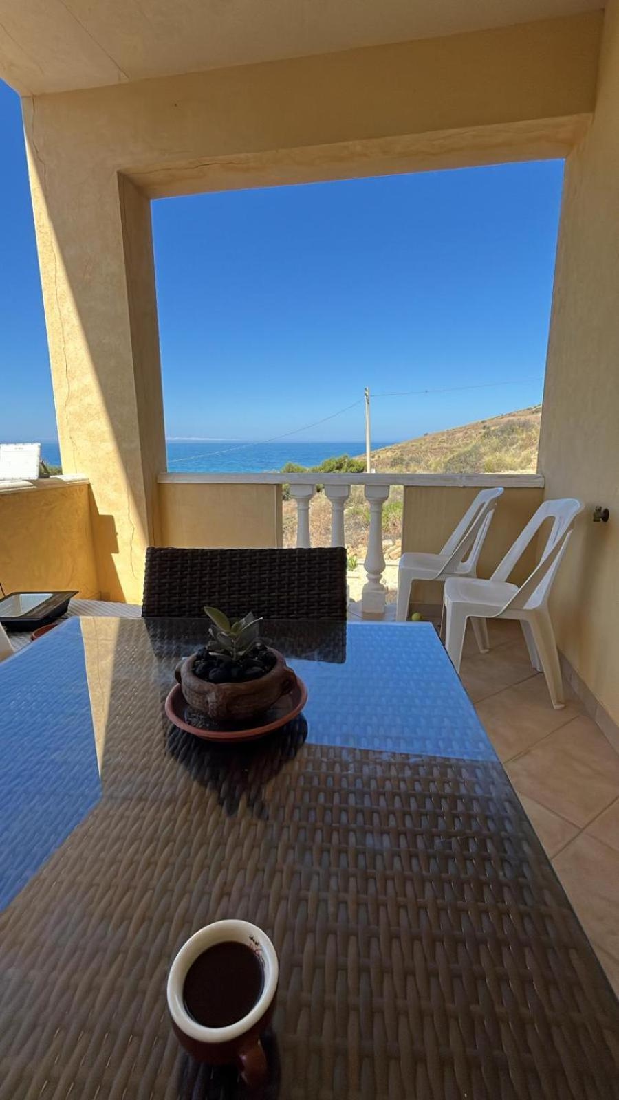Al Faro Bed and Breakfast Realmonte Exteriör bild