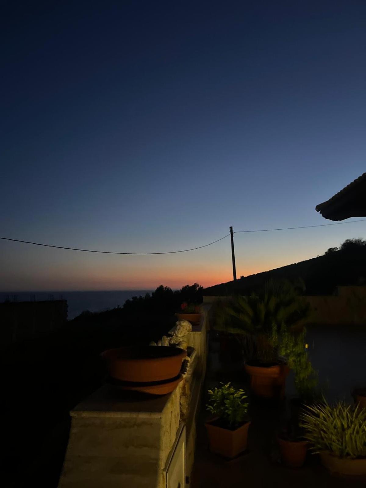 Al Faro Bed and Breakfast Realmonte Exteriör bild